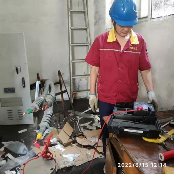 全力完成电力抢修  确保用户正常生产